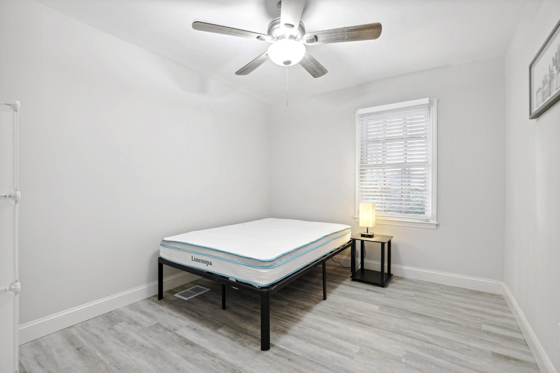 bedroom, detected: ceiling fan, window blind