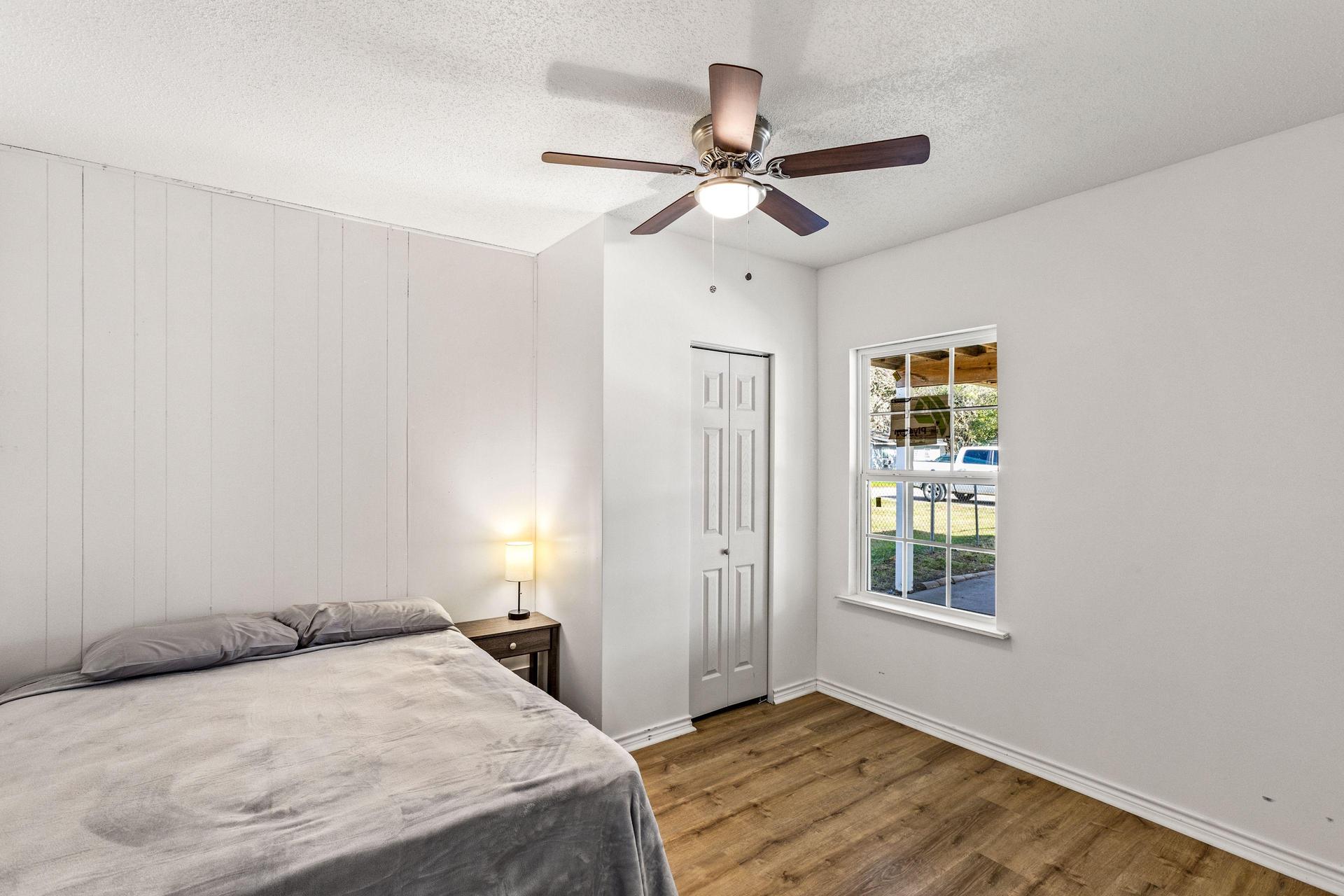 Bedroom1_1