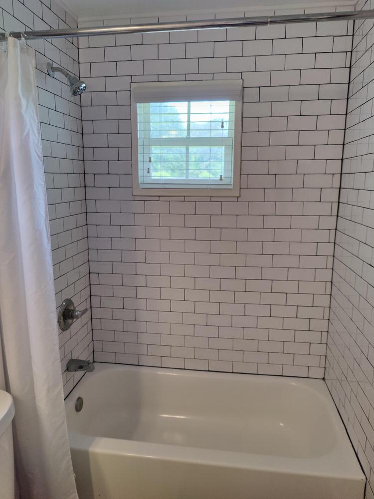 Bathroom(s)