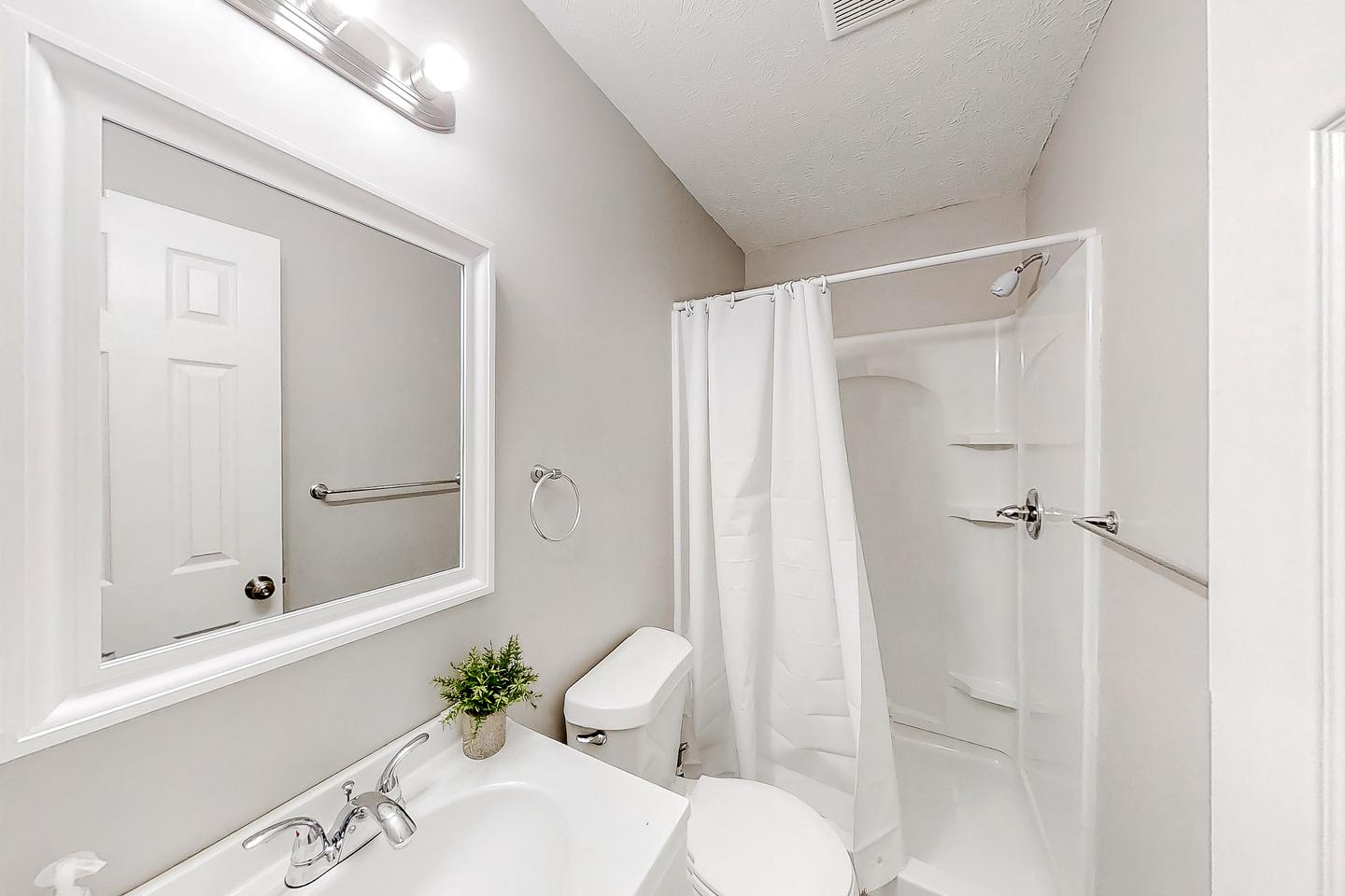 Bathroom(s)
