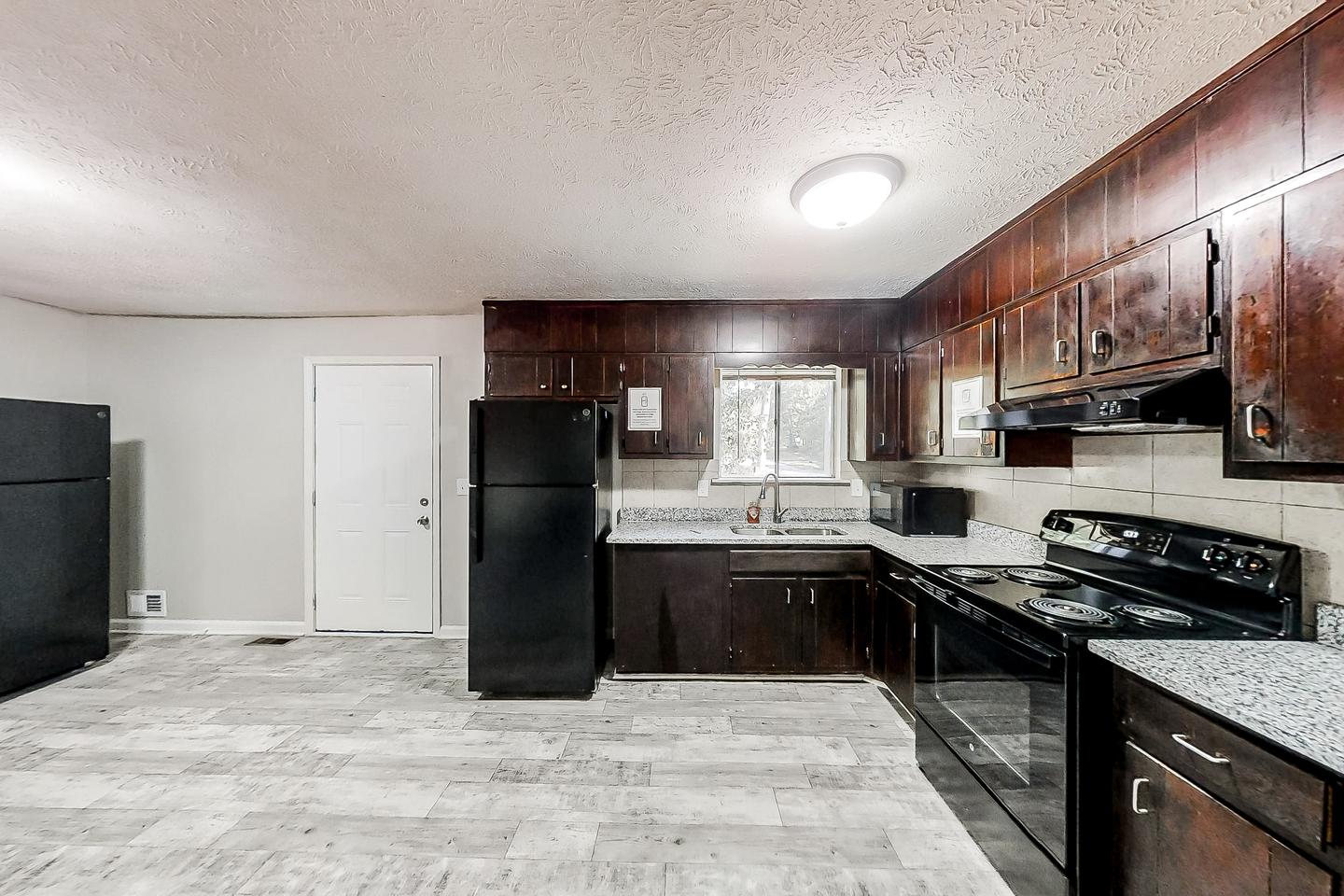 Common spaces including the kitchen