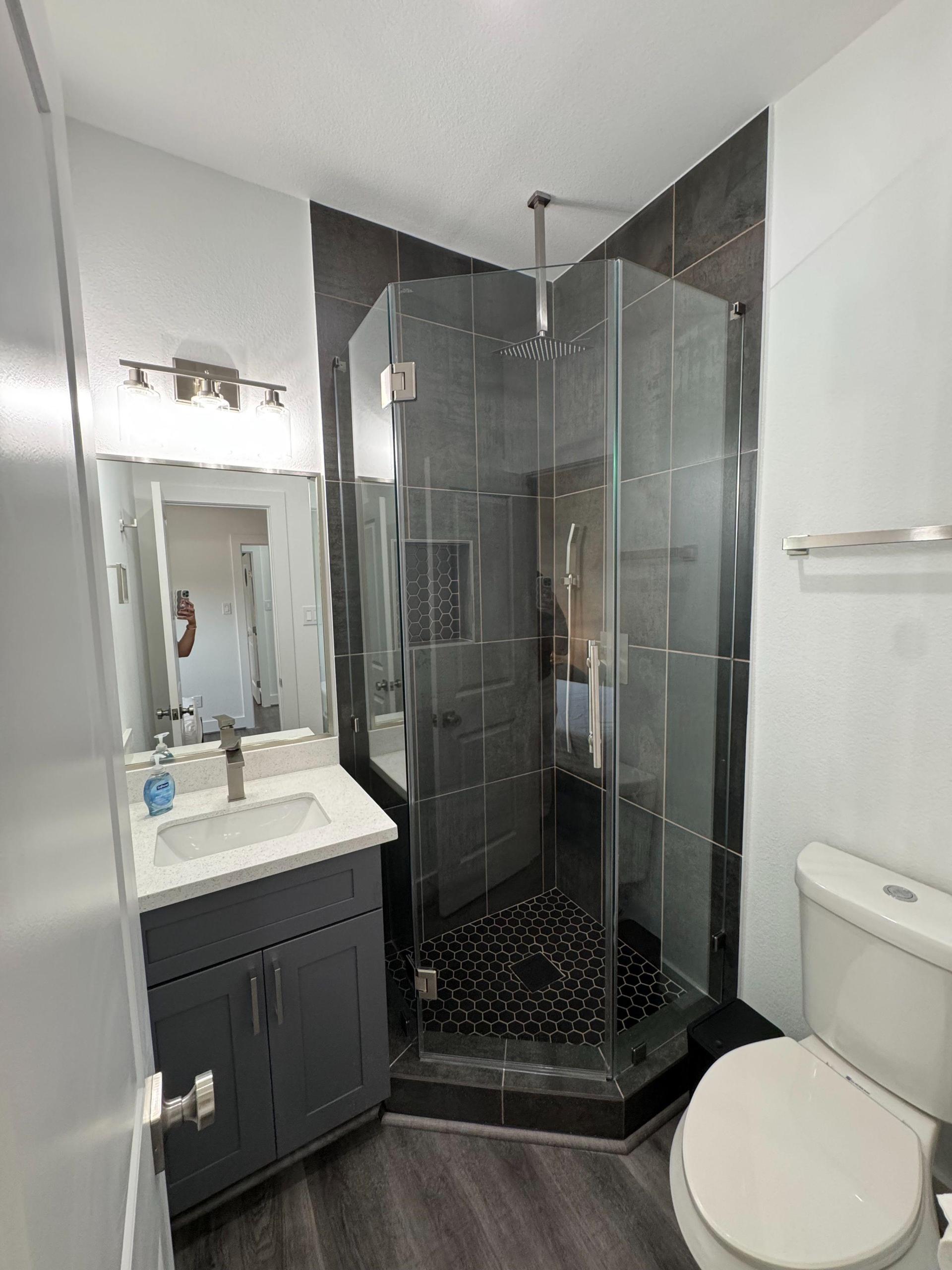 Standing Shower with Rainfall Shower Head and Wand