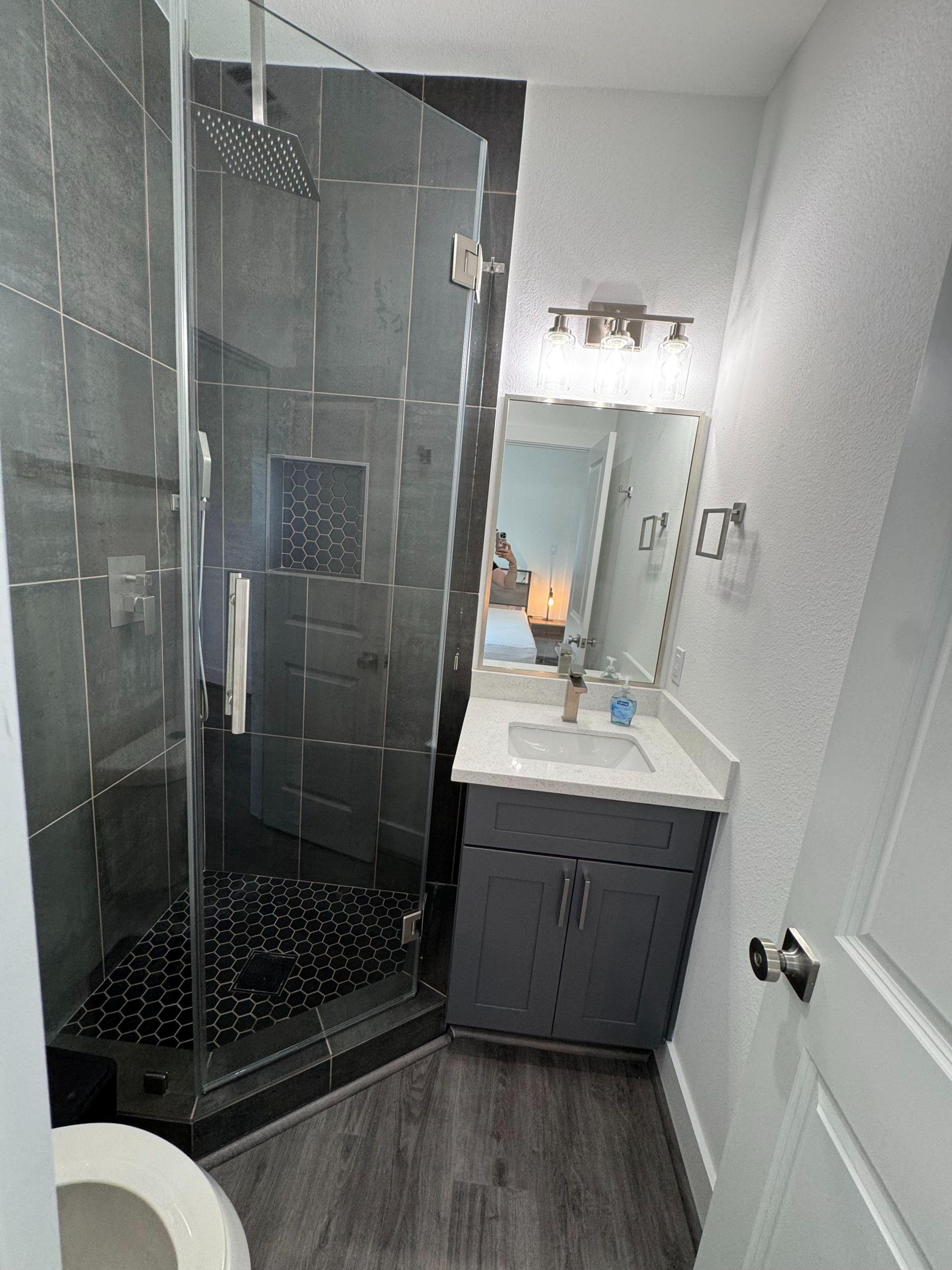 Standing Shower with Rainfall Shower Head and Wand