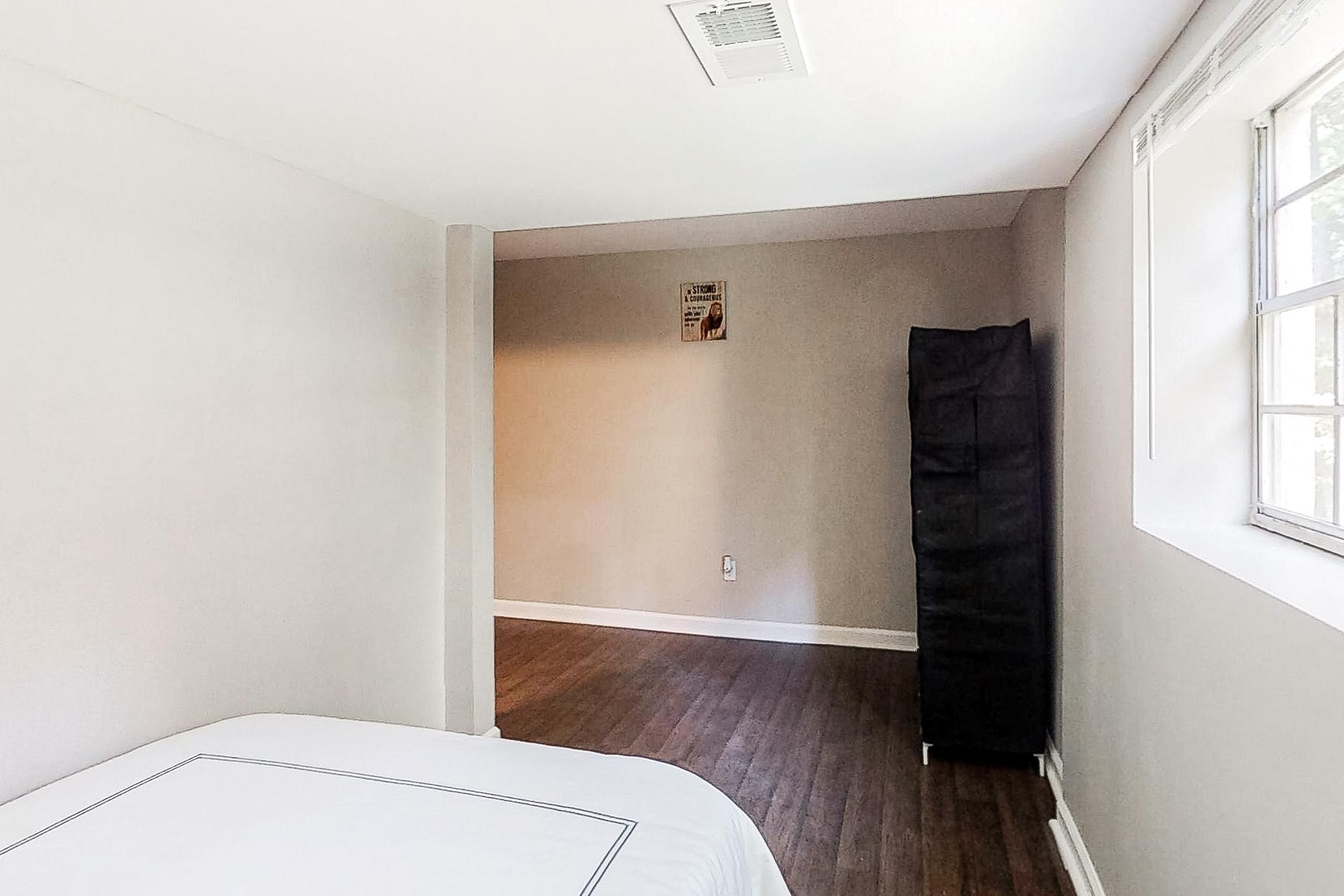 bedroom, detected: bed