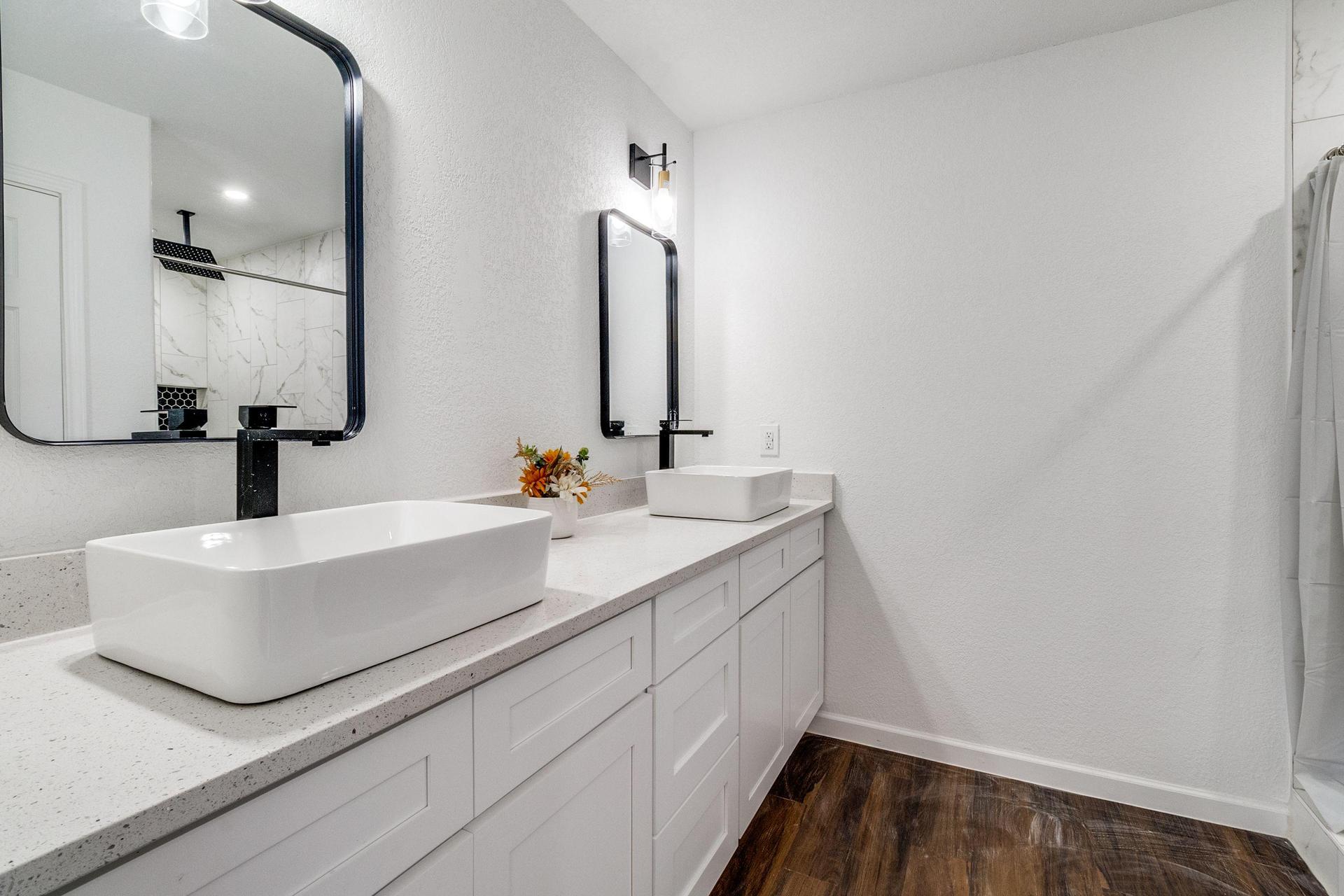 Master Private Bathroom