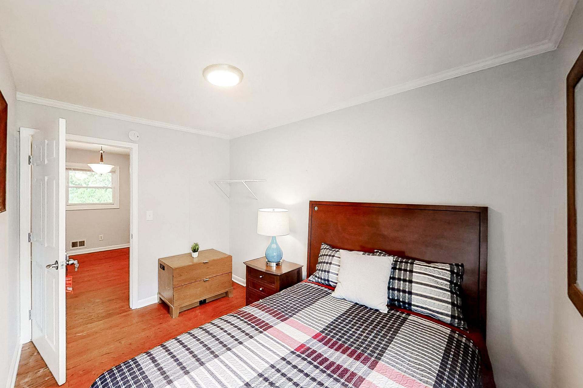 bedroom, detected: bed