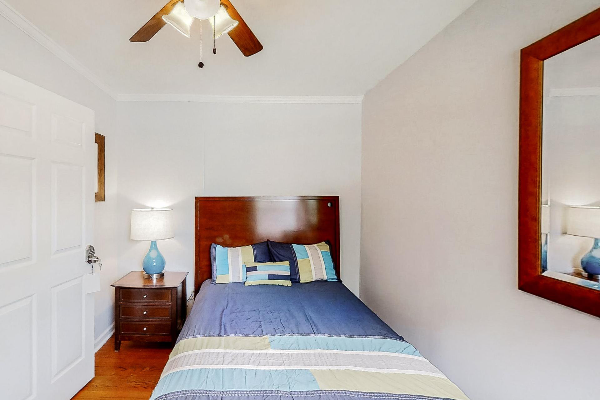 bedroom, detected: ceiling fan, bed, window blind