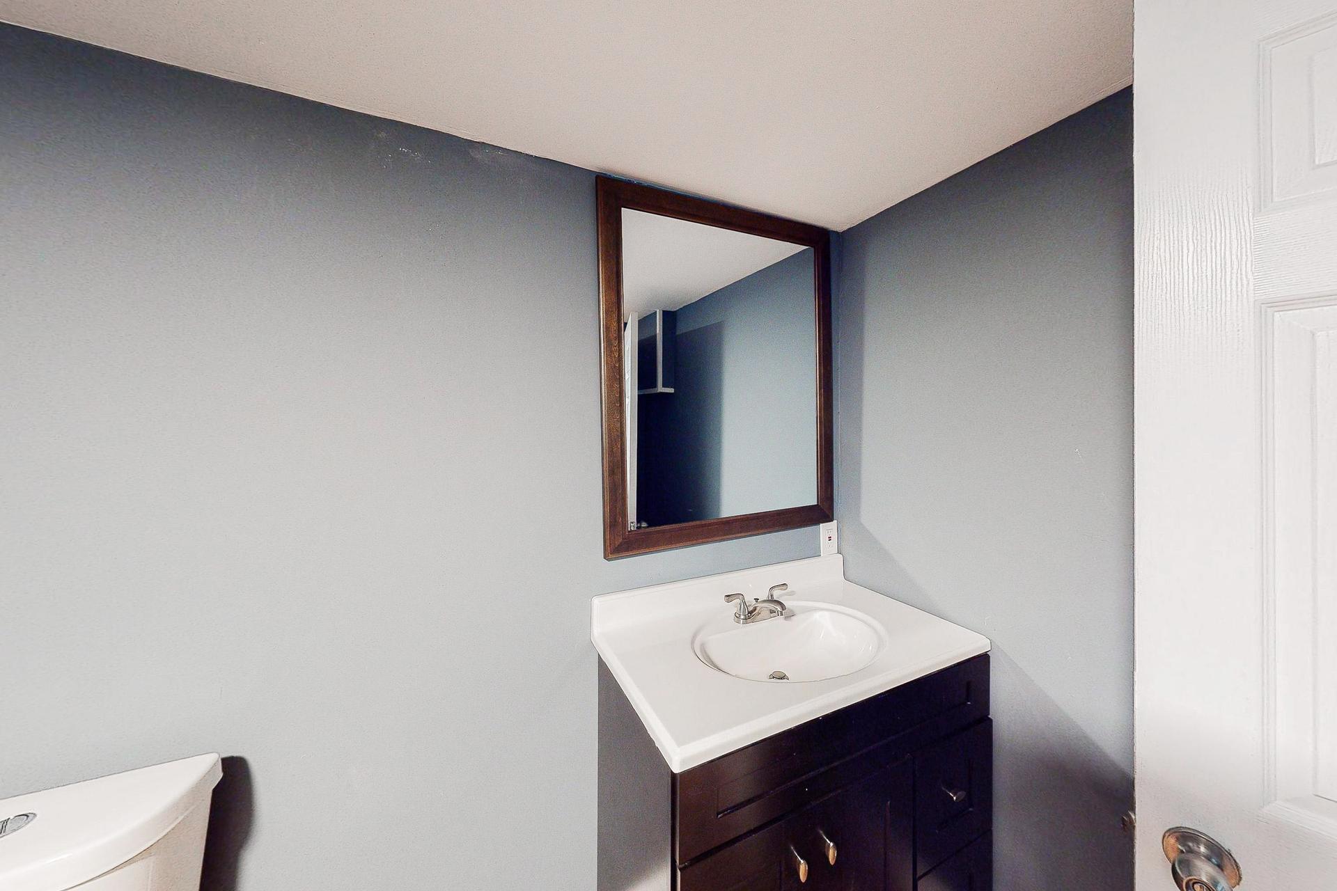 bathroom, detected: