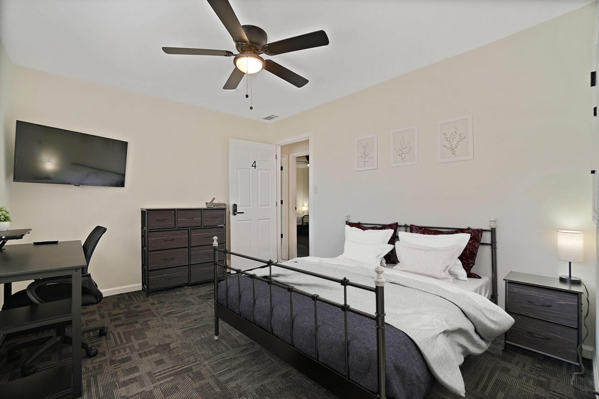 Great Size Room Fully furnished, bed, dresser, Closet, Desk and Chair, TV, Side Table and Lamp