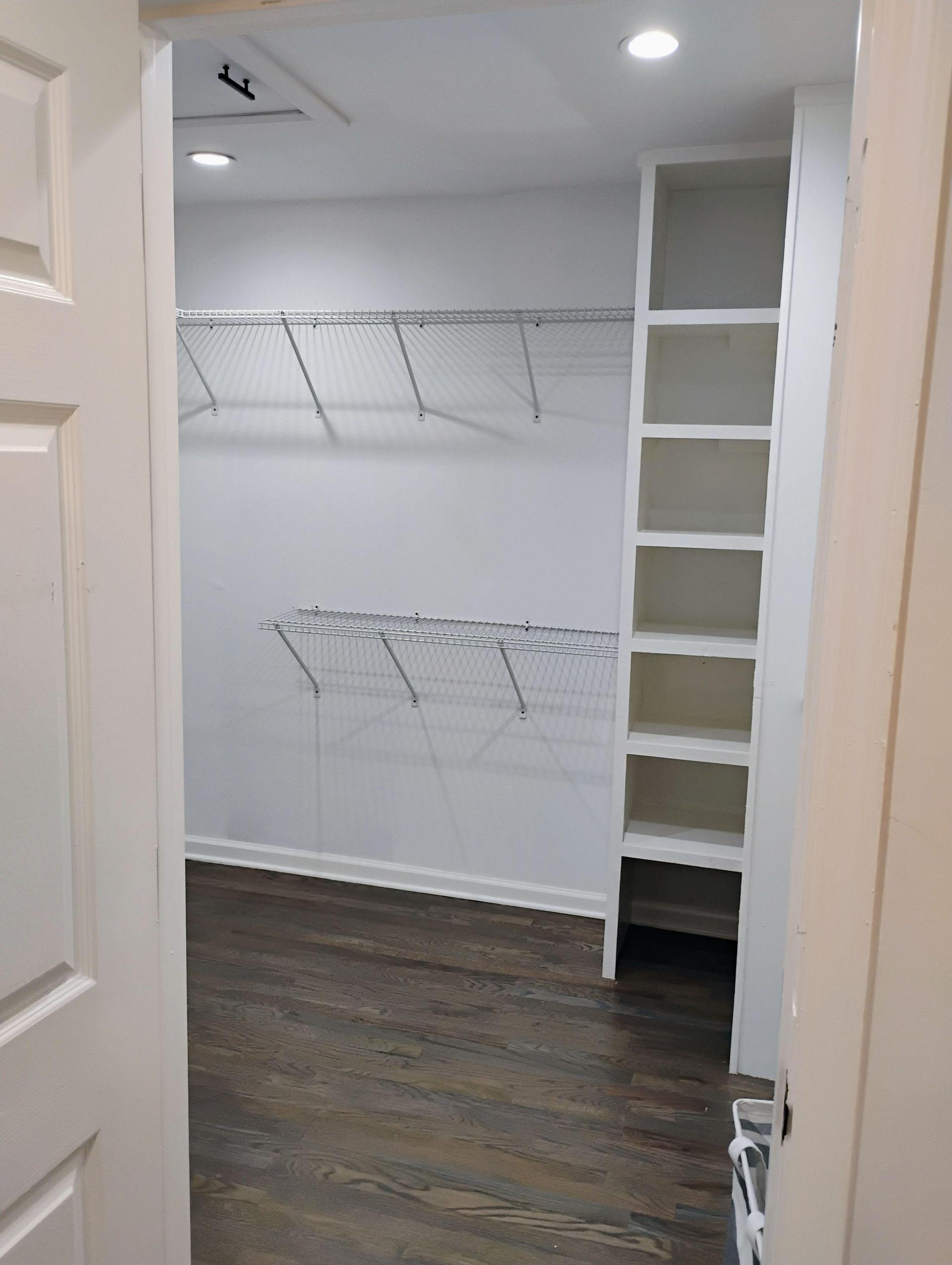 Walk in closet