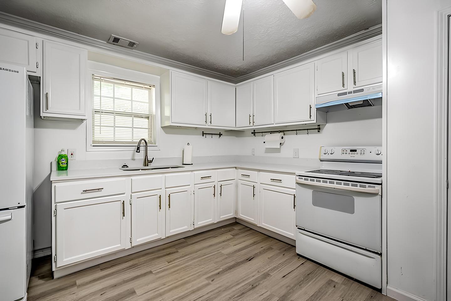 Common spaces including the kitchen