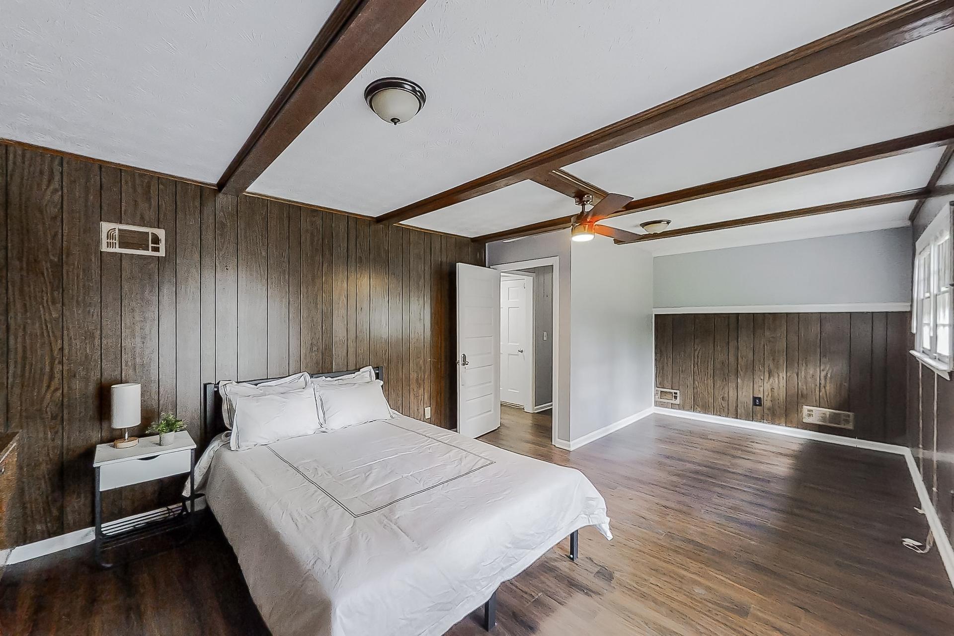 bedroom, detected: bed