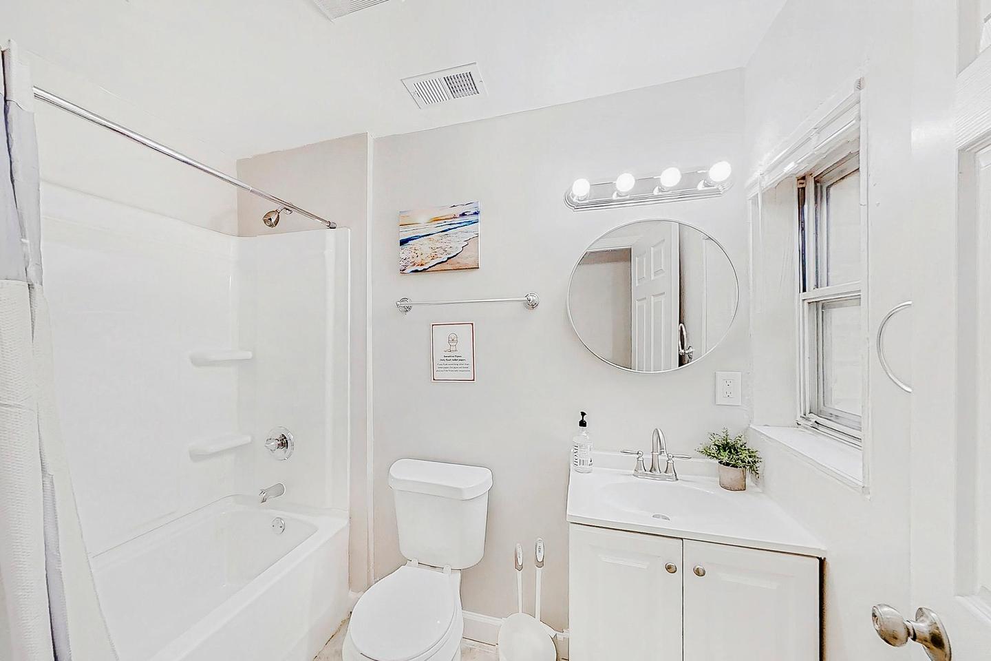 Bathroom(s)