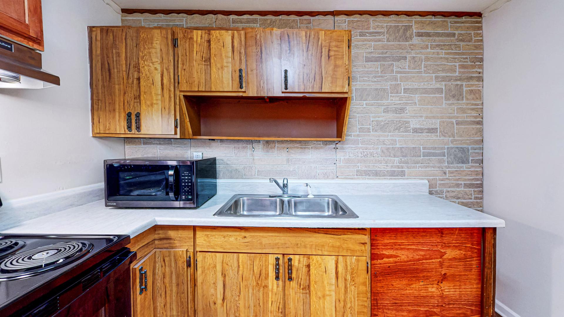Common spaces including the kitchen