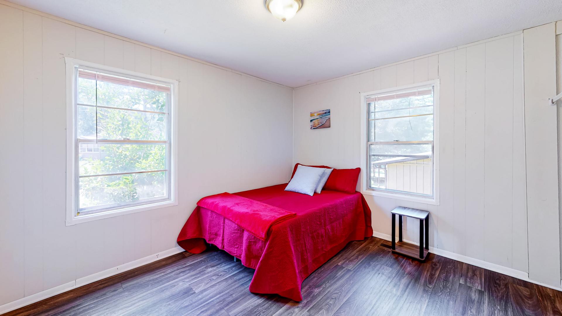 bedroom, detected: window blind, bed
