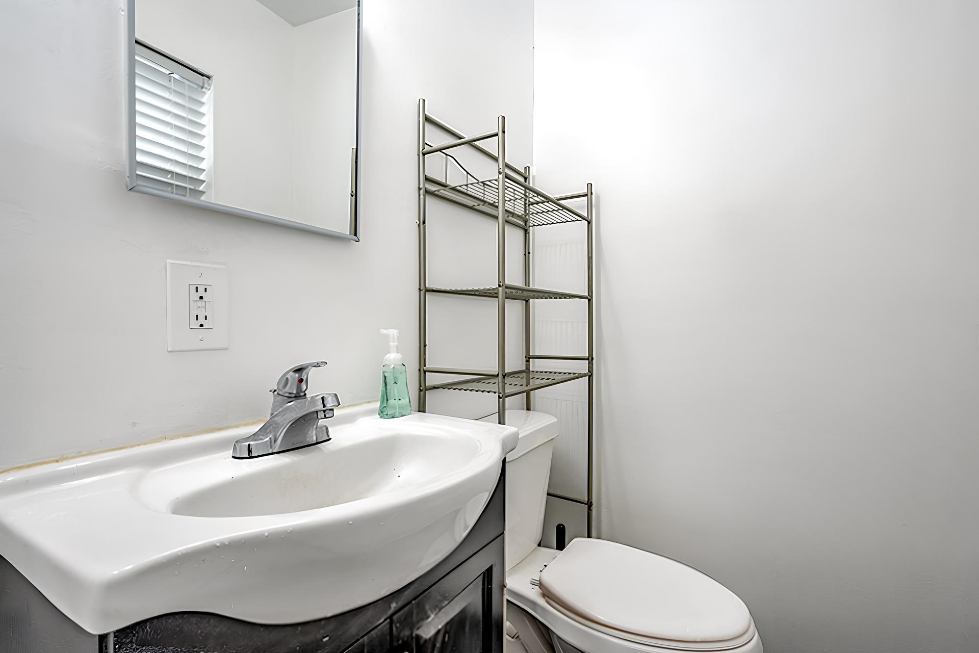 bathroom, detected: