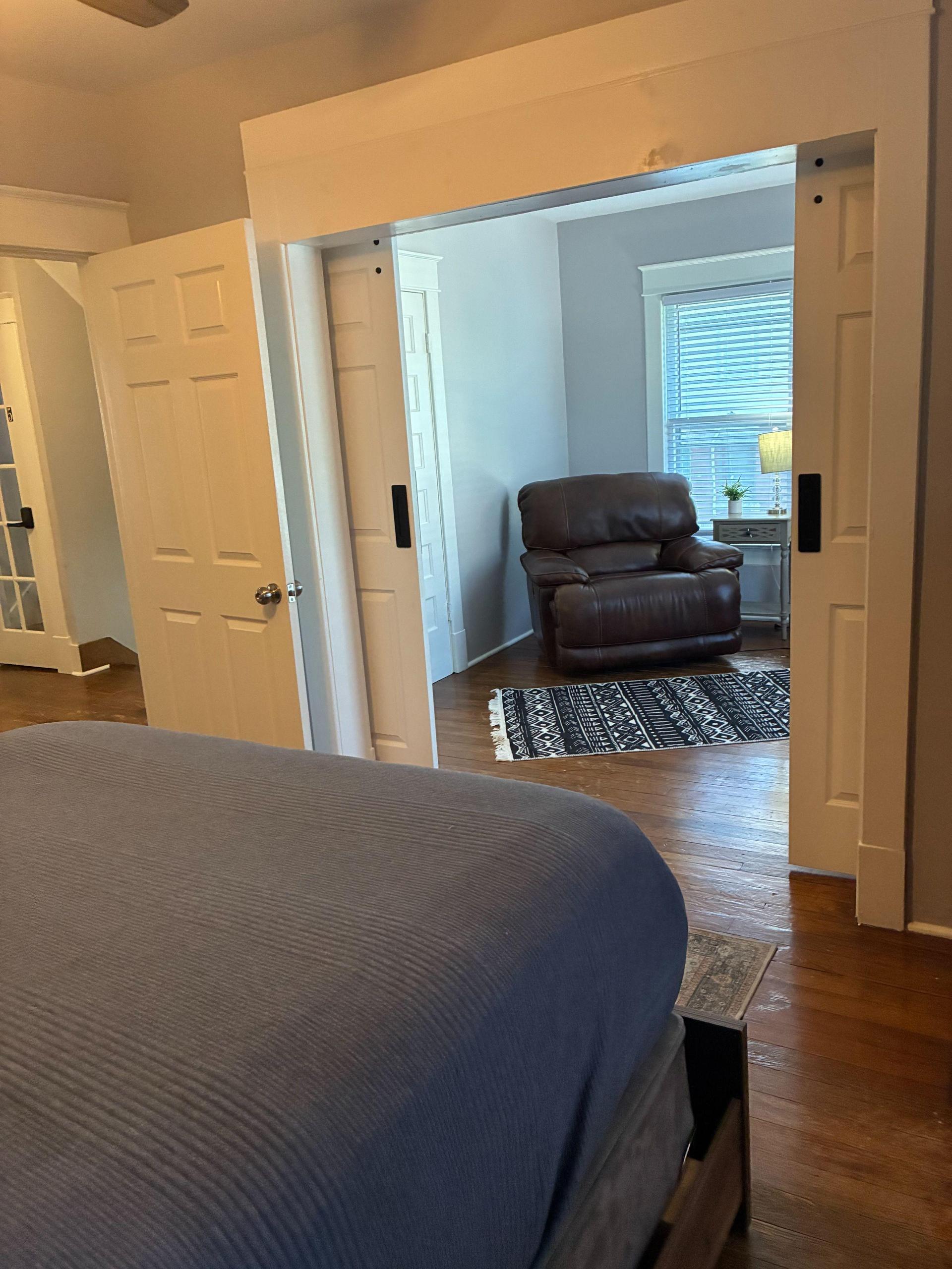 sitting room for room 2