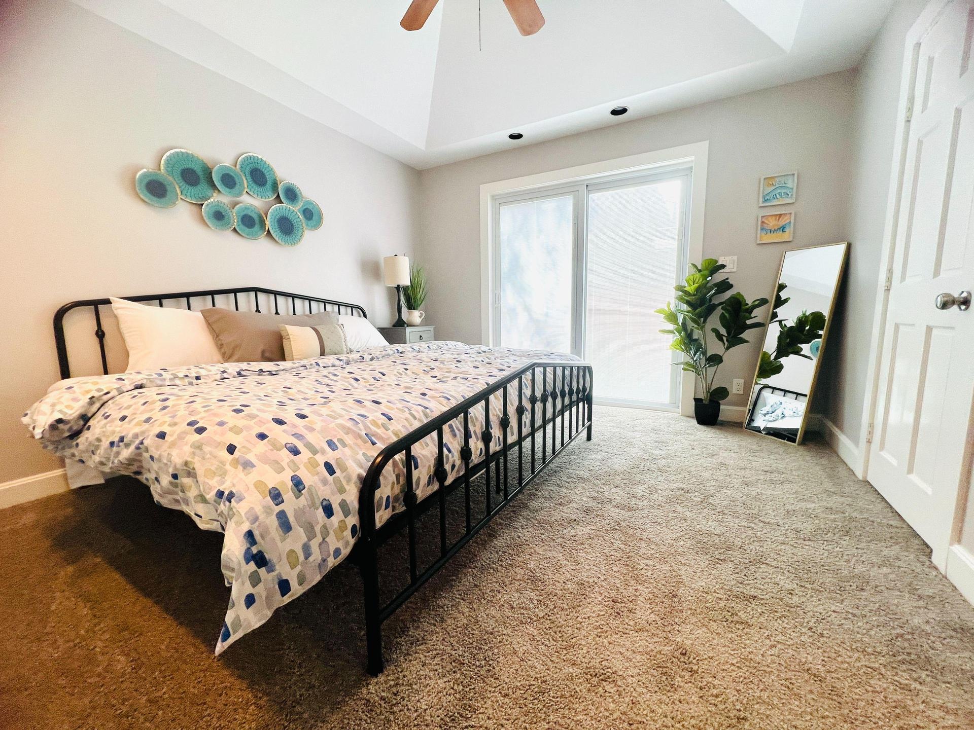 King size bed
