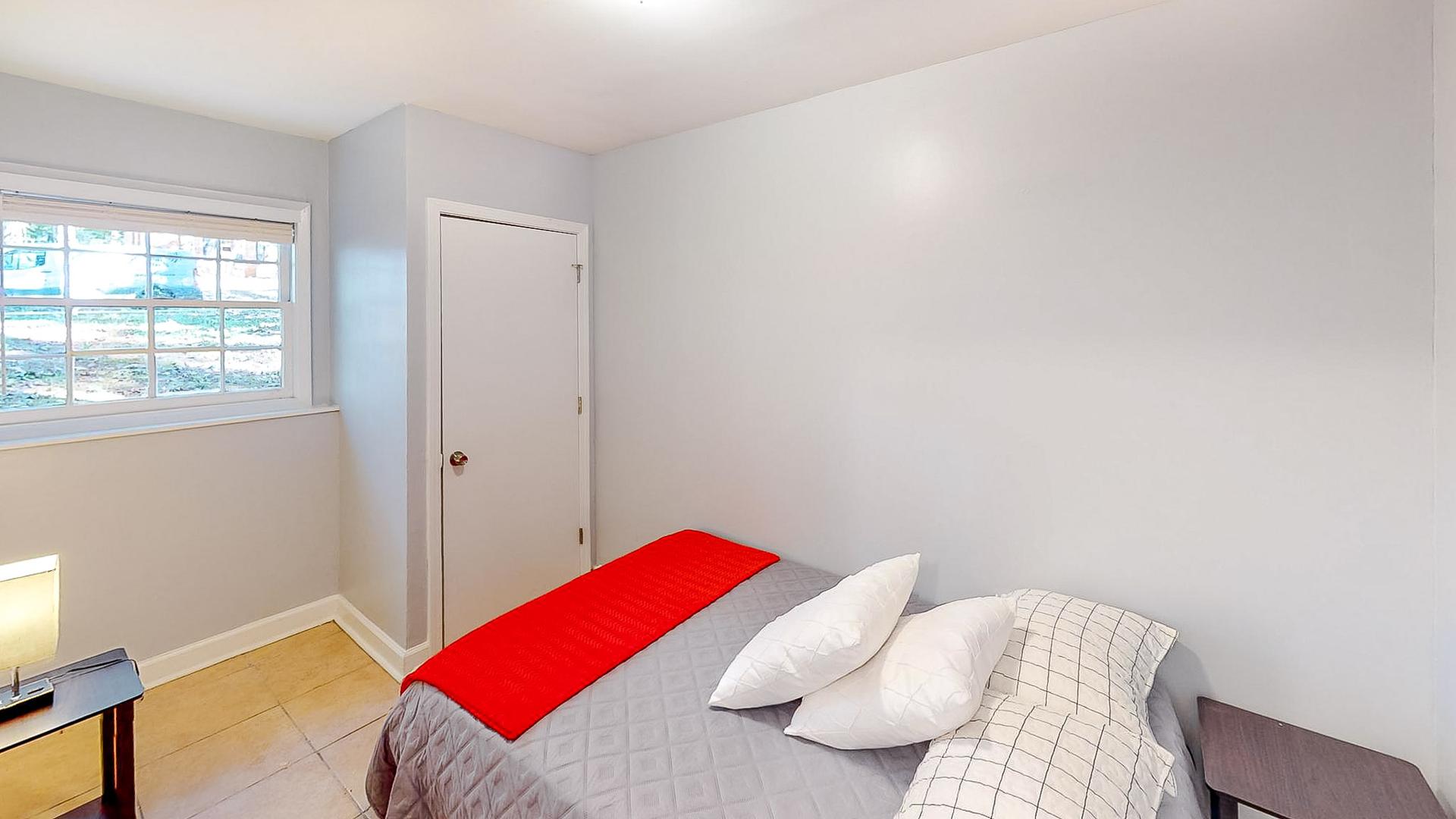 Room 8