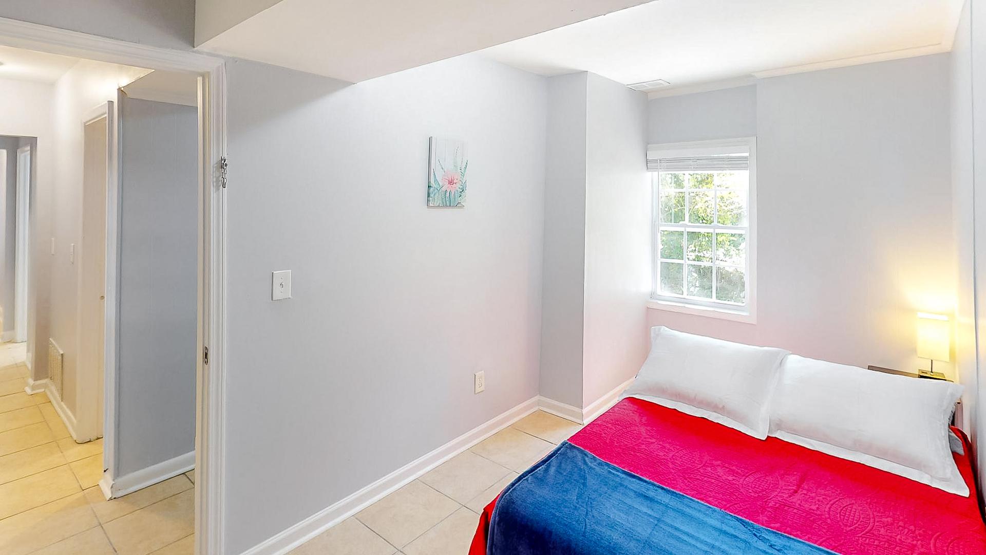 bedroom, detected: bed