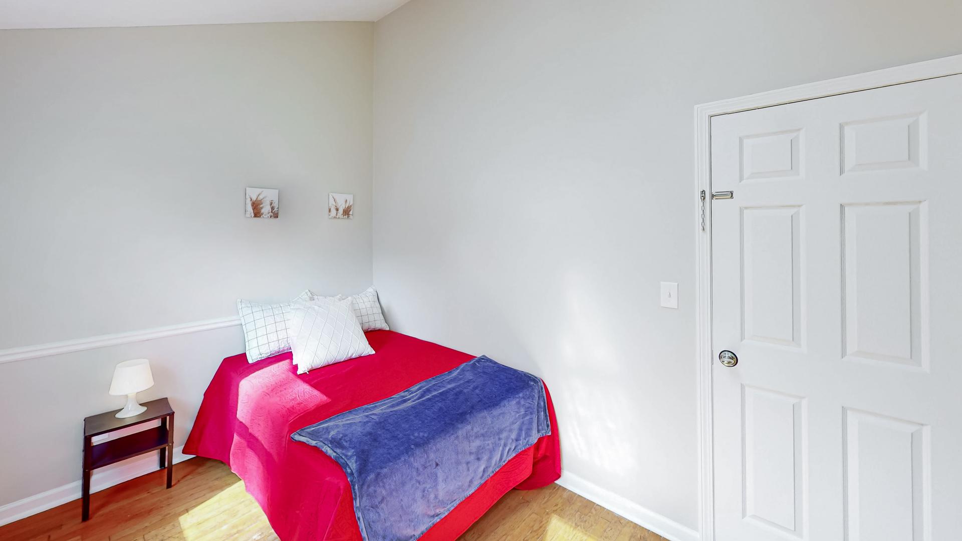 bedroom, detected: bed