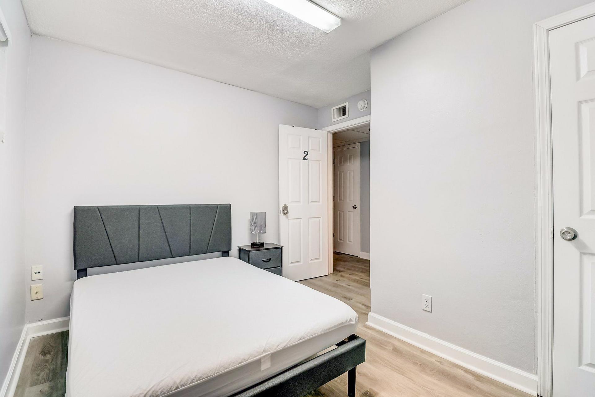 bedroom, detected:bed