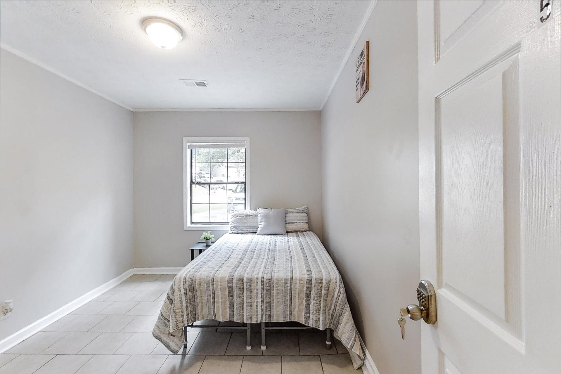 bedroom, detected: bed