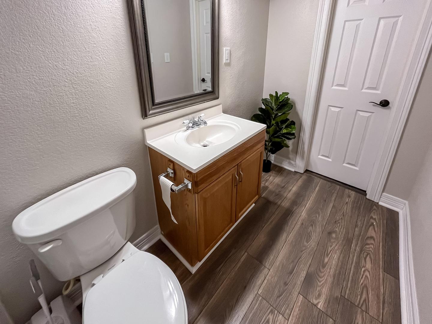 Bathroom(s)
