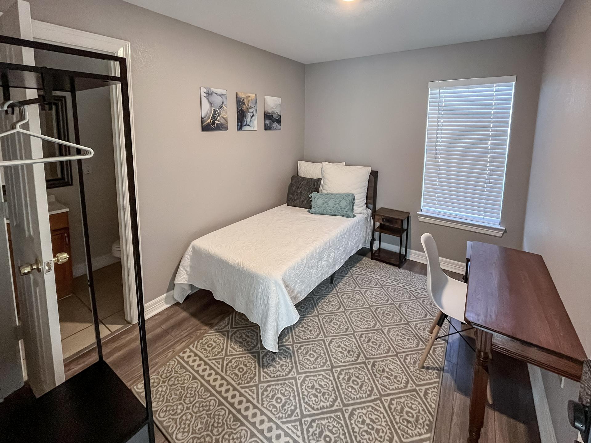 bedroom, detected:bed, window blind