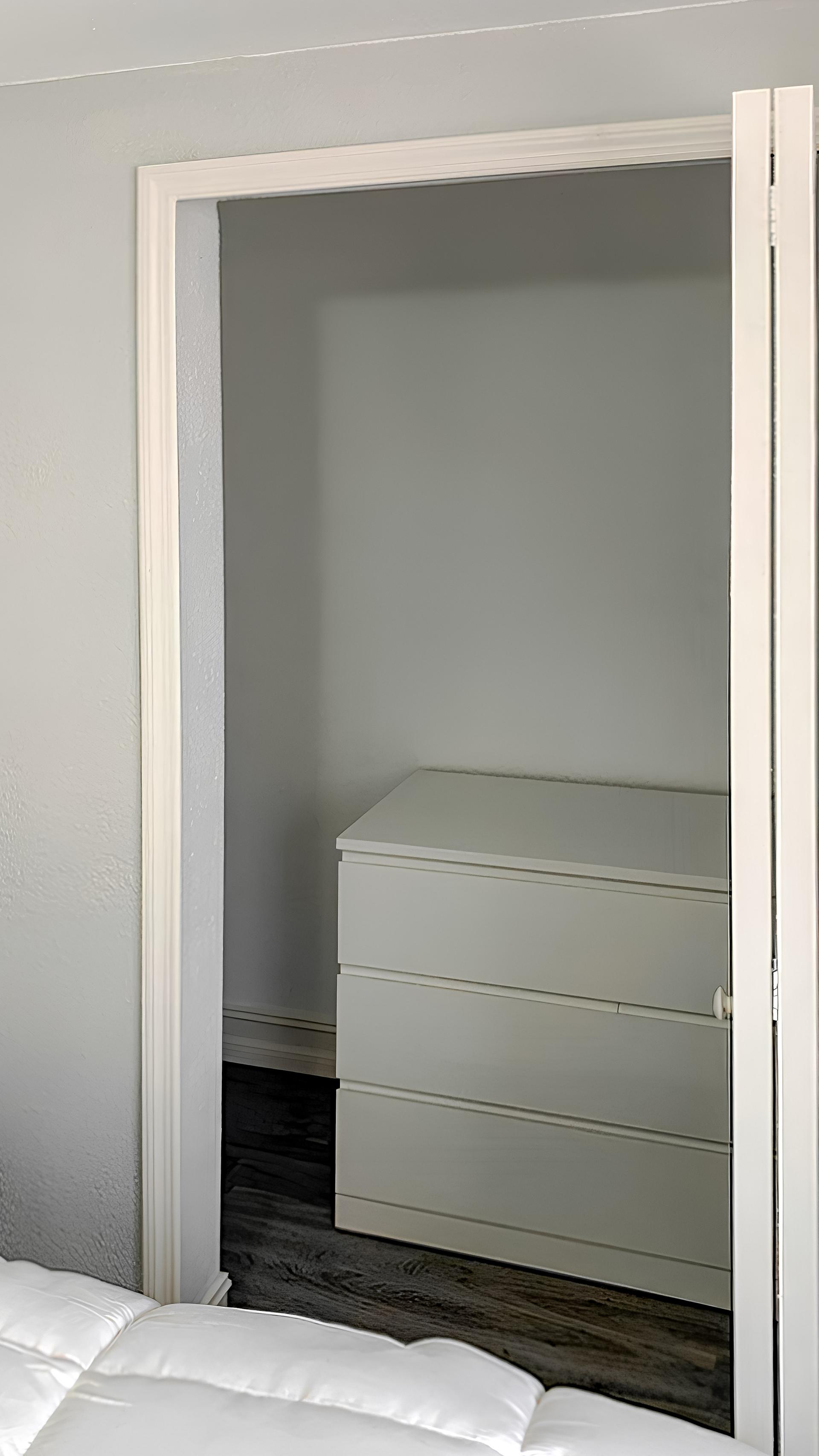bedroom, detected: bed