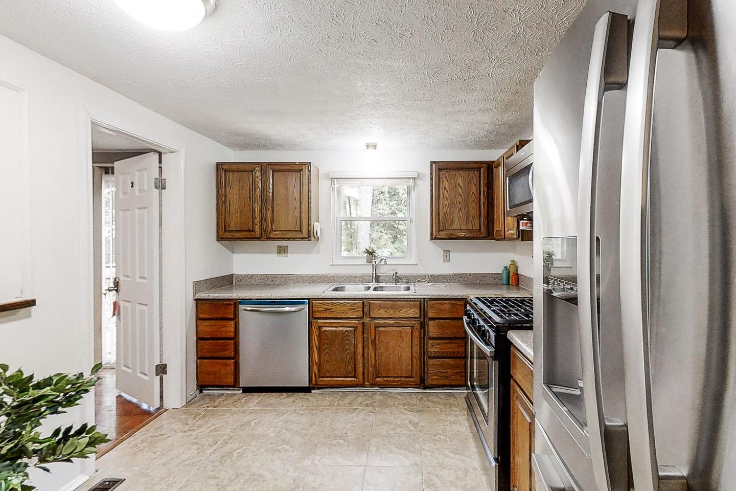 Common spaces including the kitchen