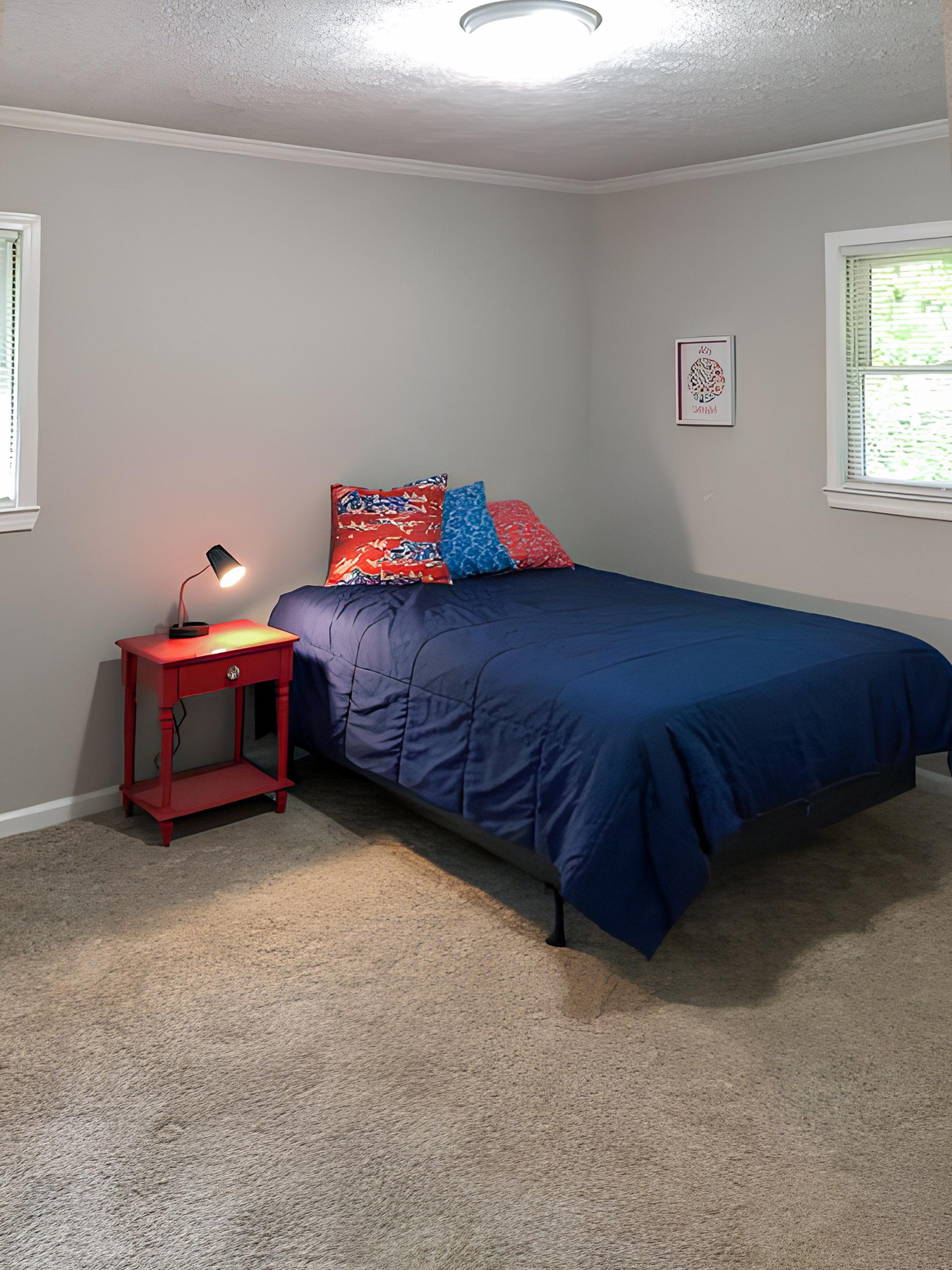 bedroom, detected: bed, window blind