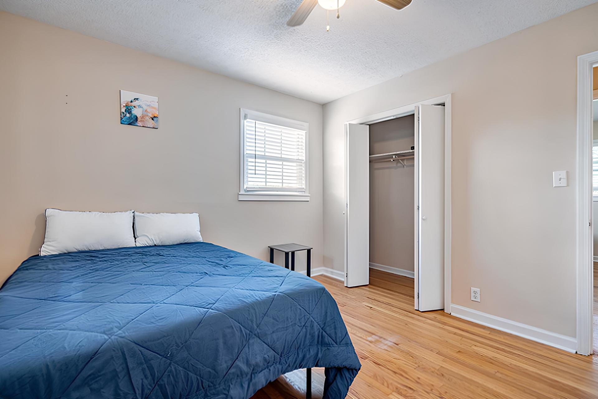 bedroom, detected: ceiling fan, bed, window blind