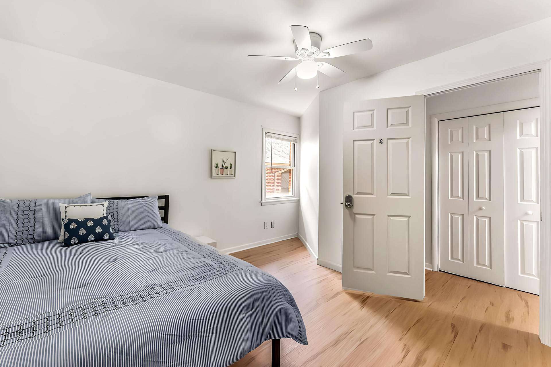 bedroom, detected: ceiling fan, bed, window blind