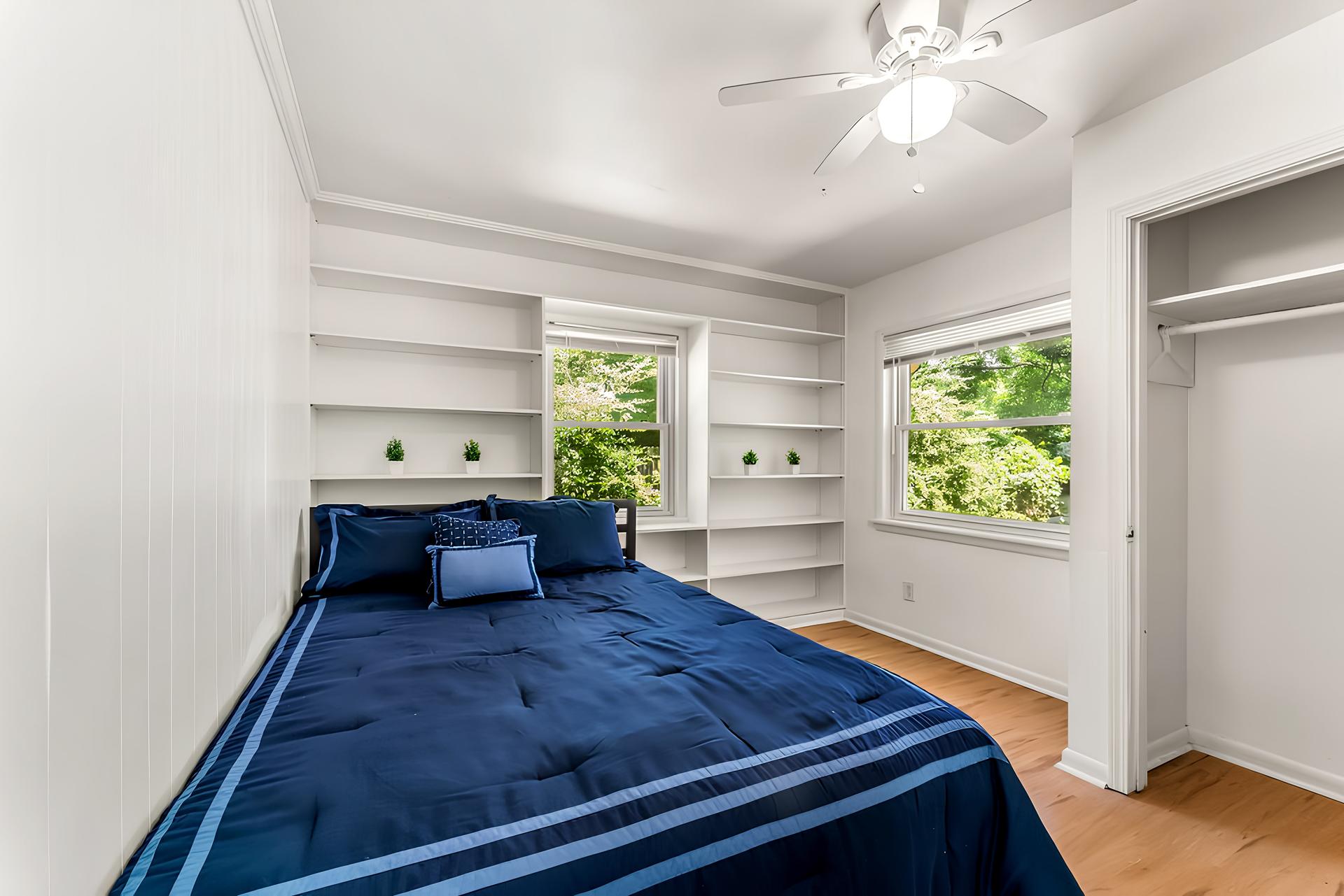 bedroom, detected: ceiling fan, bed, window blind