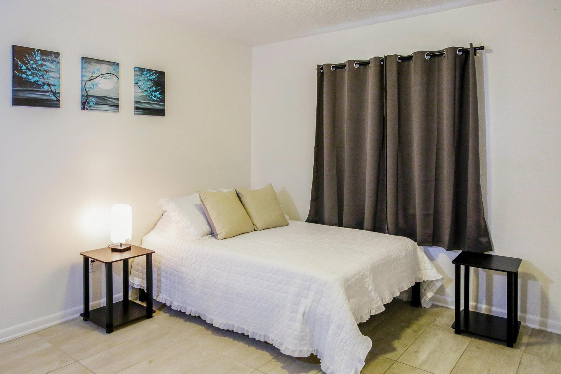 bedroom, detected: bed