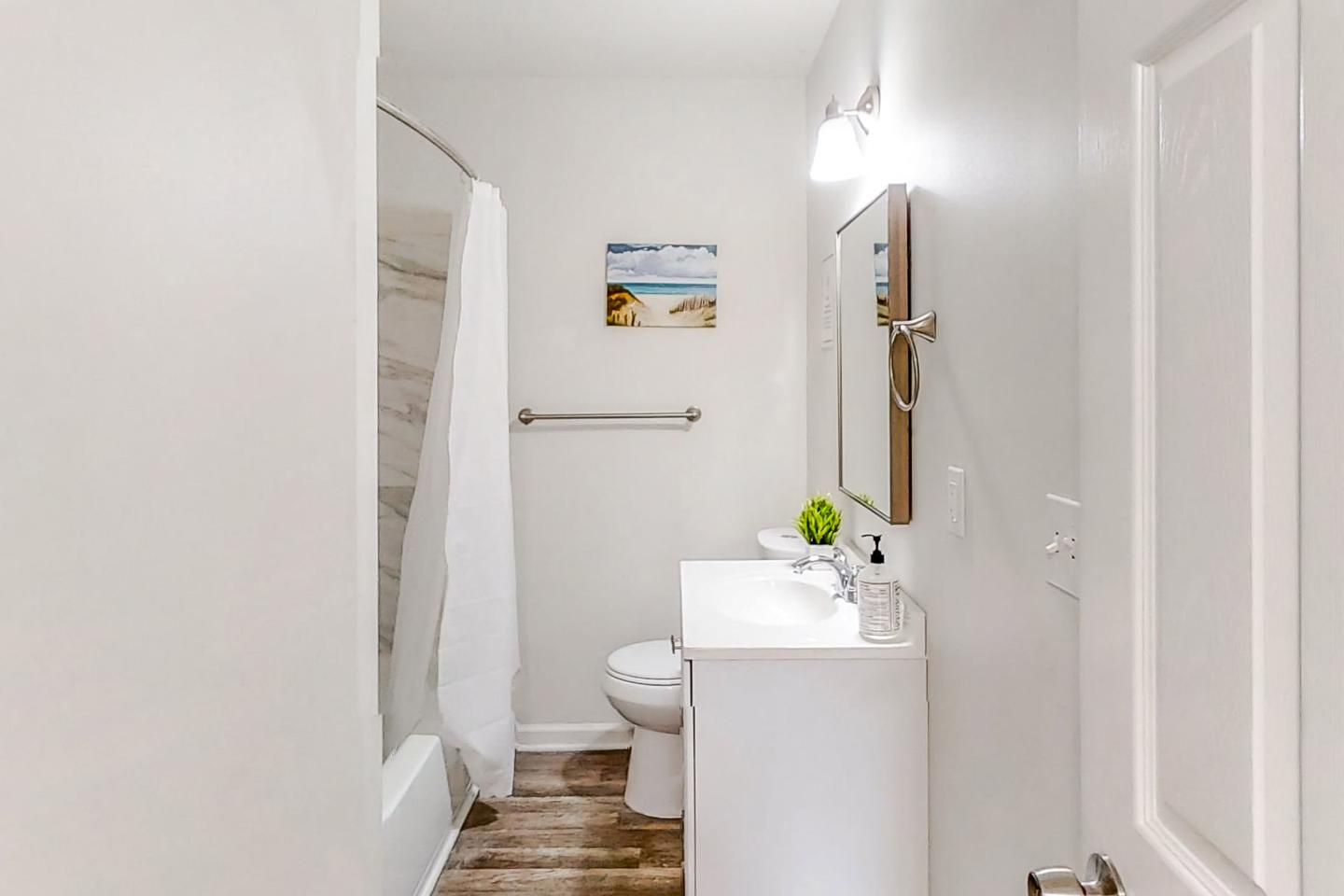 Bathroom(s)