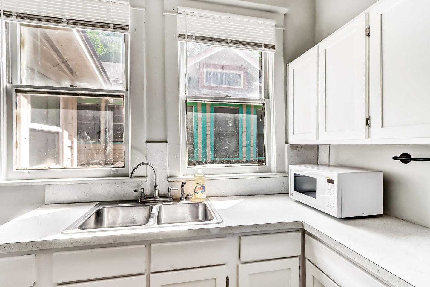 Common spaces including the kitchen