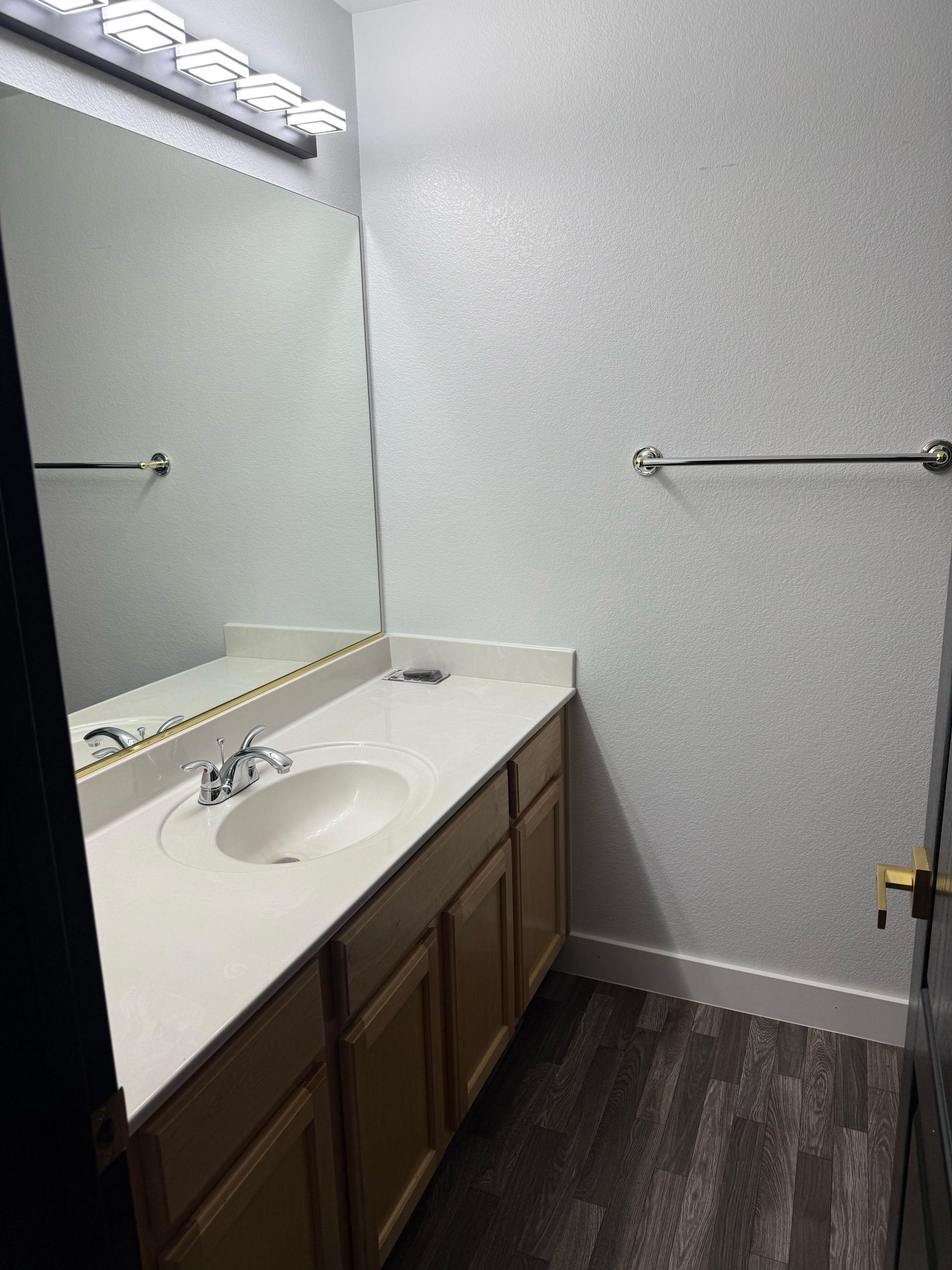 Private Sink/Powder Room.