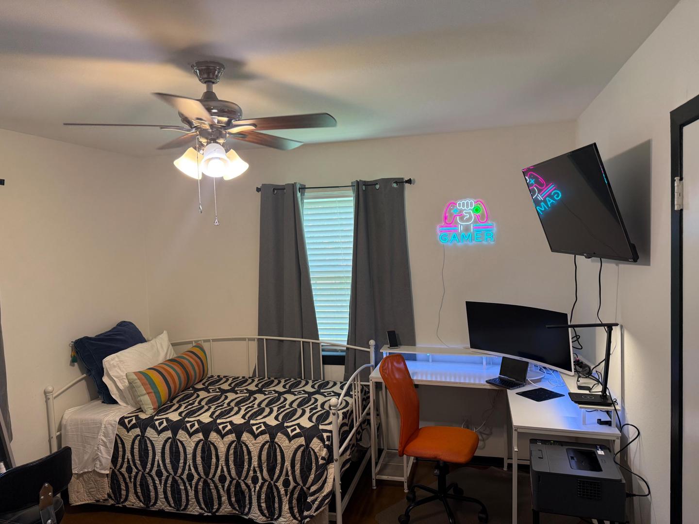 bedroom