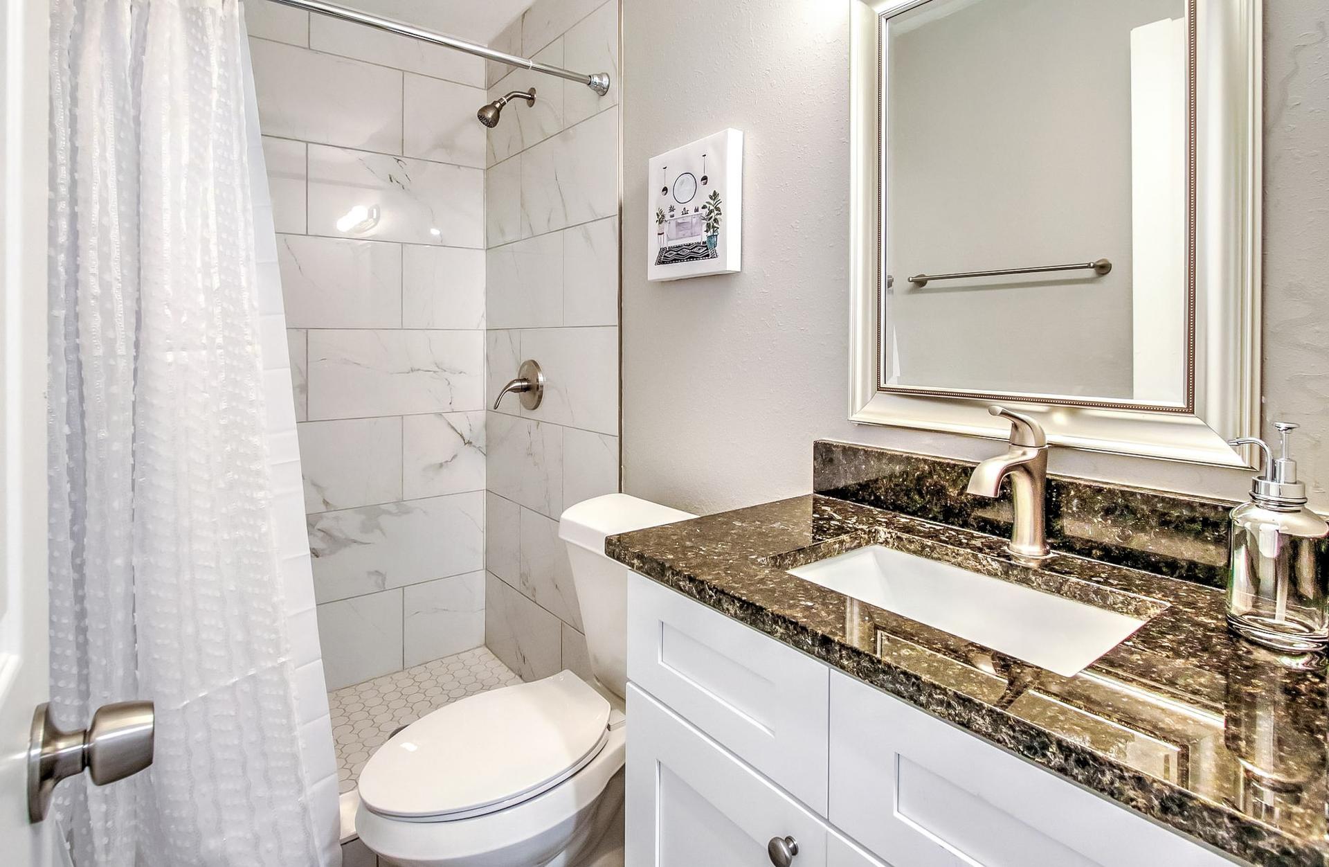 Bathroom(s)