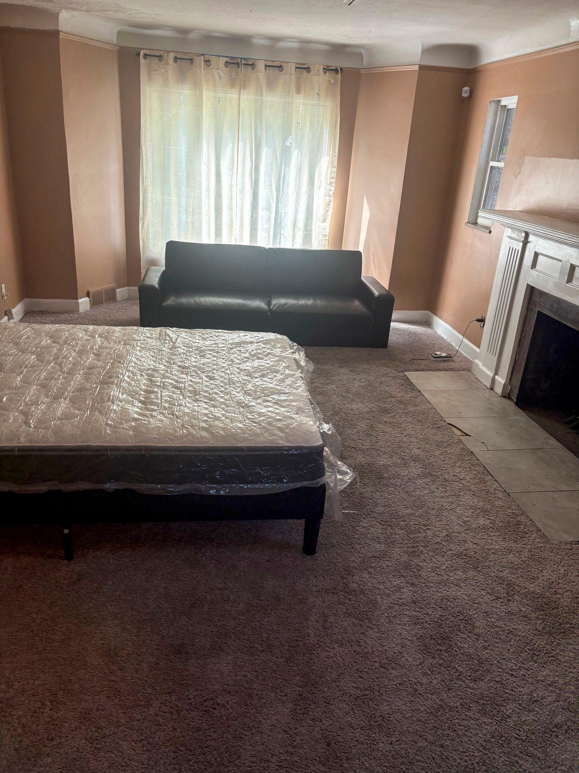 bedroom, detected:bed