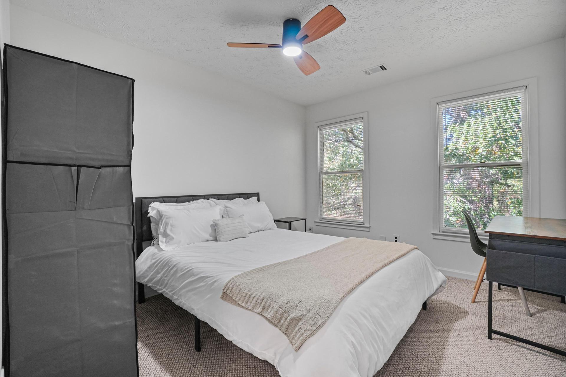 PadMates must bring their own bed linens.