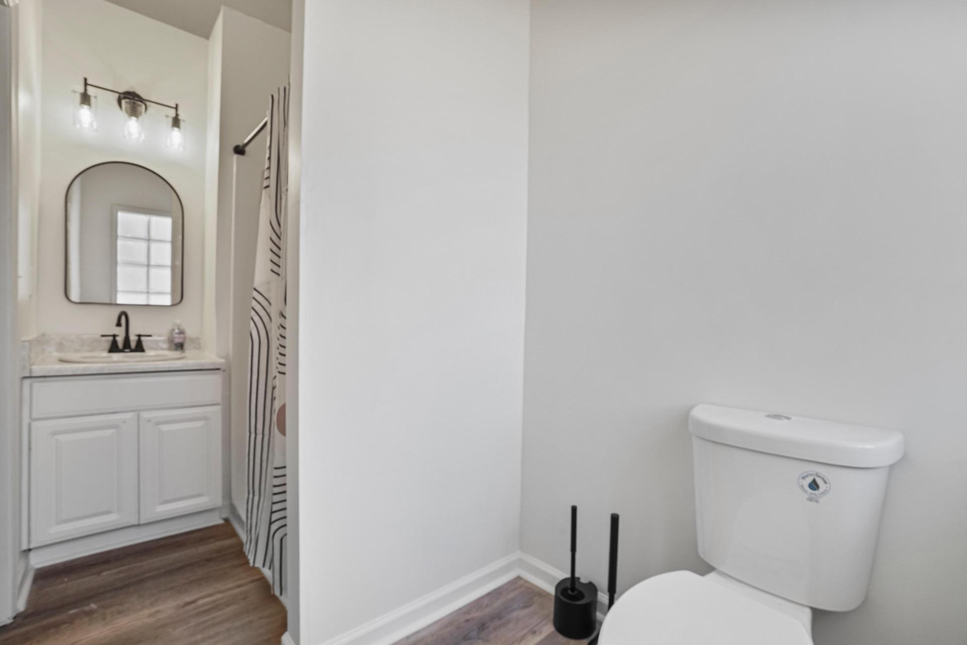 PadMates must bring their own bed linens.