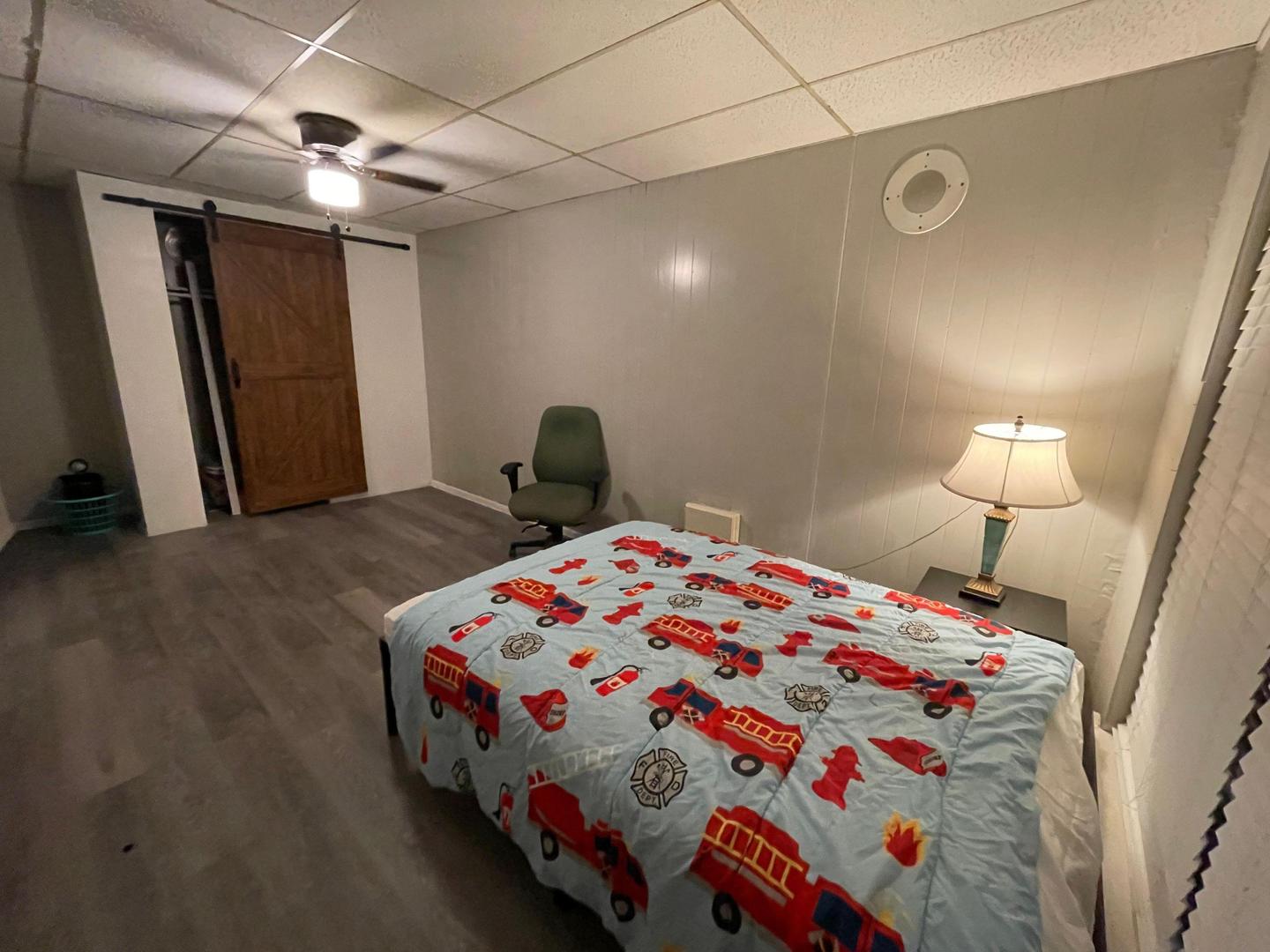 bedroom