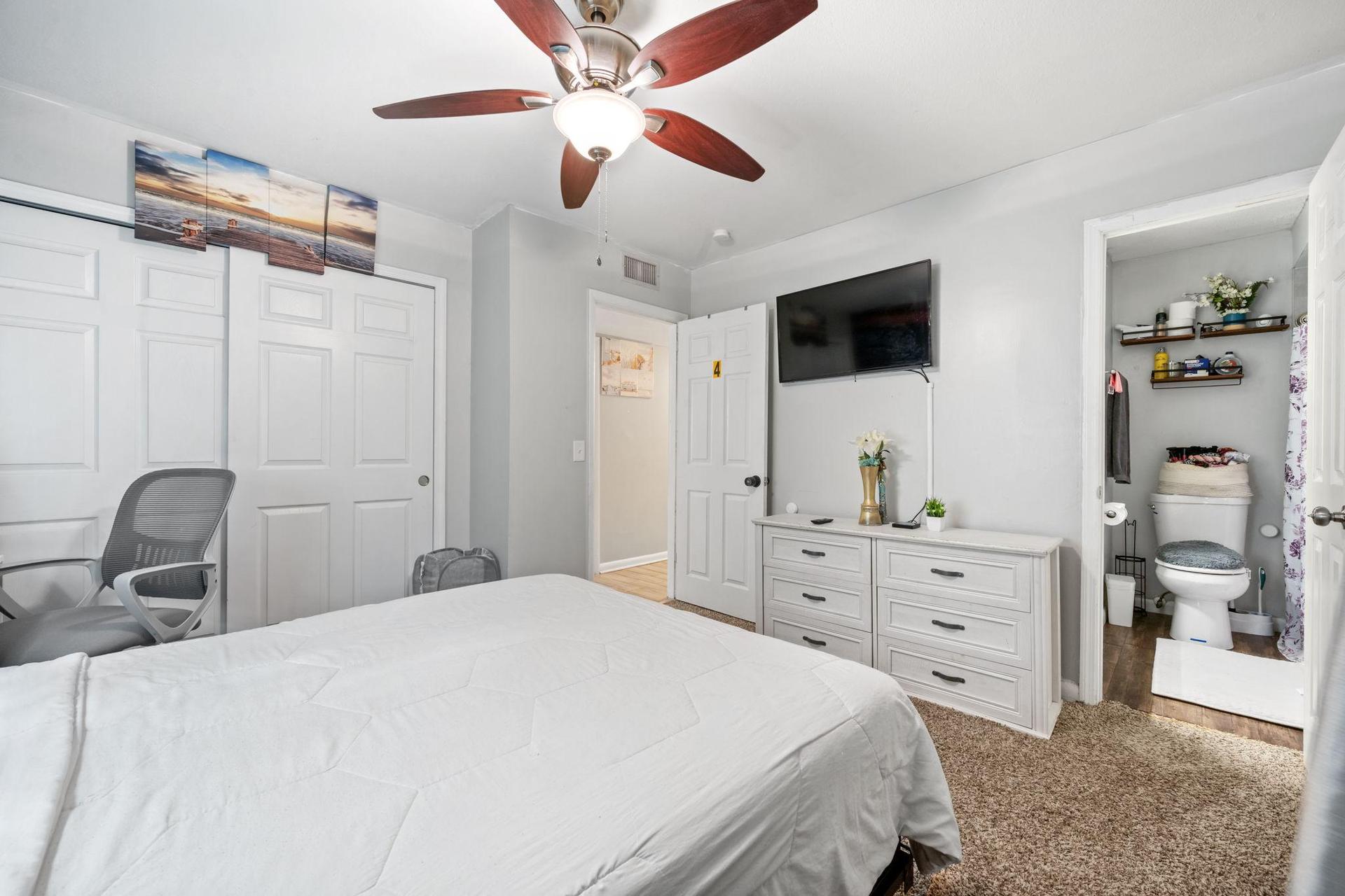 Private Bedroom with Smart TV