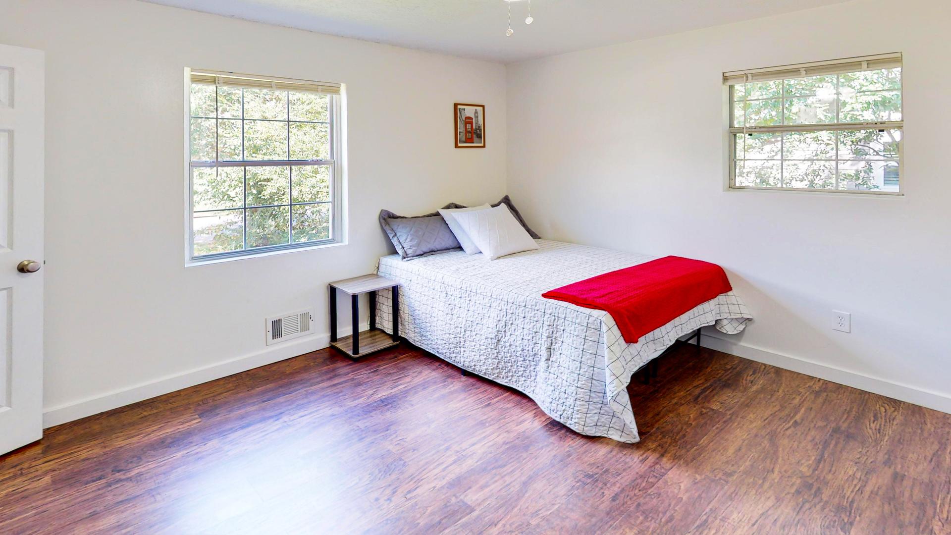 bedroom, detected: