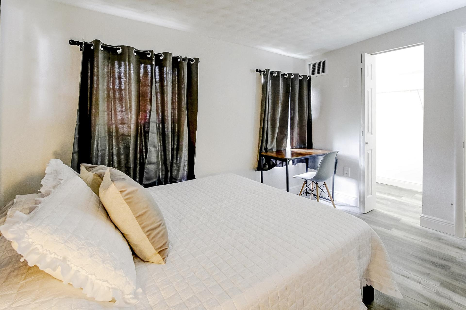 bedroom, detected: bed