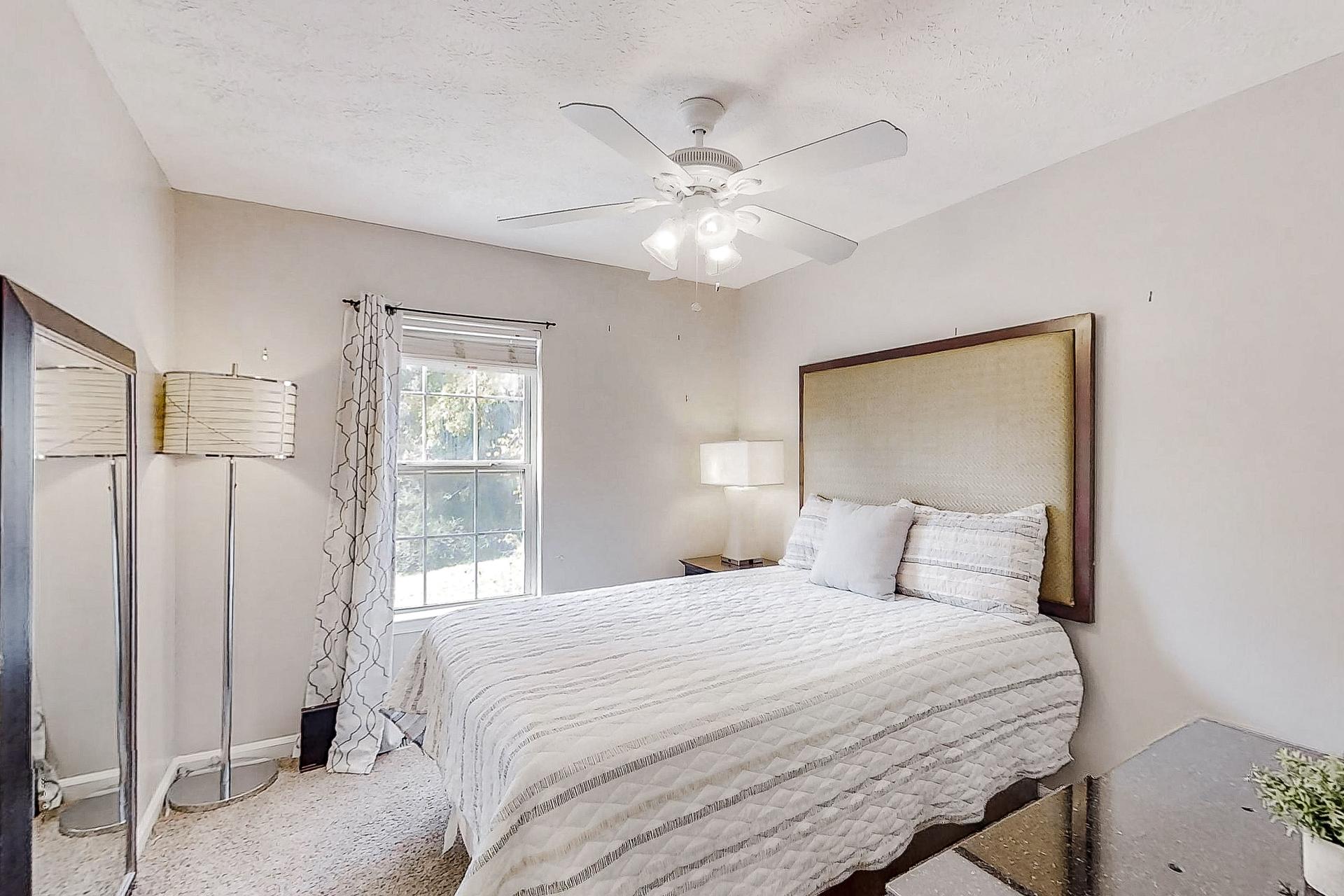 bedroom, detected: ceiling fan, bed, window blind