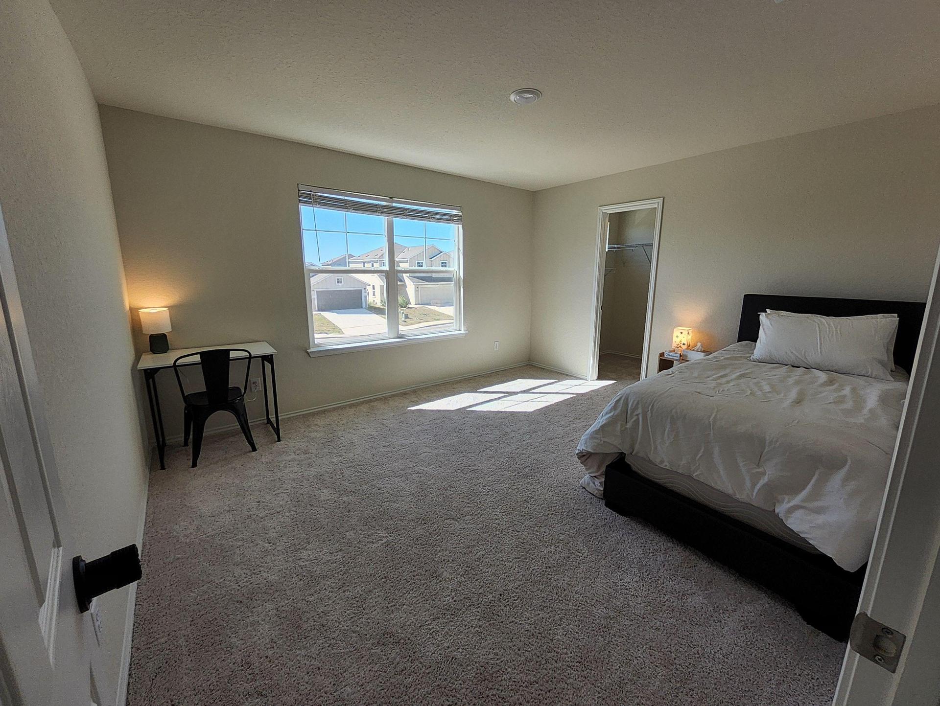 Nice and spacious room allows you to relax.